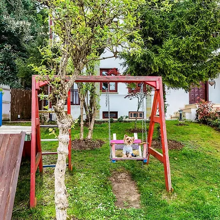 Villa Manzara Oeduellue Bueyuek Havuzlu Premium *