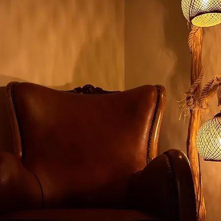 Manzara Oeduellue Bueyuek Havuzlu Premium Vila *