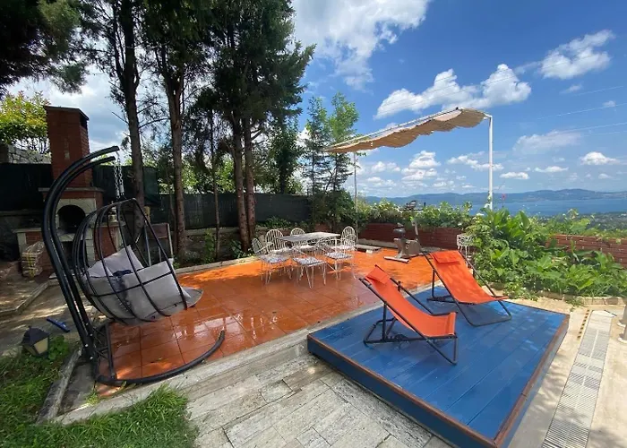 Manzara Oeduellue Bueyuek Havuzlu Premium וילה Dibektas