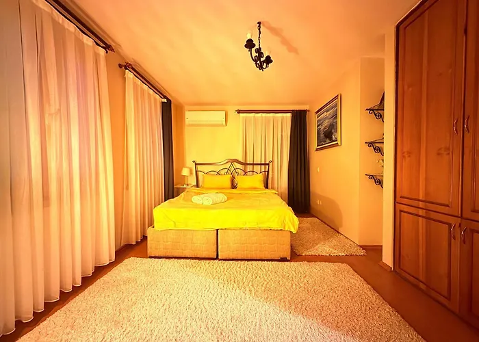 Manzara Oeduellue Bueyuek Havuzlu Premium *