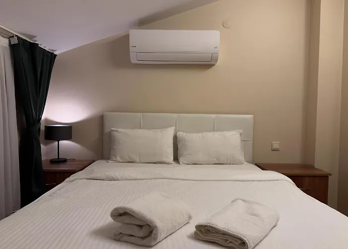 Manzara Oeduellue Bueyuek Havuzlu Premium וילה Dibektas