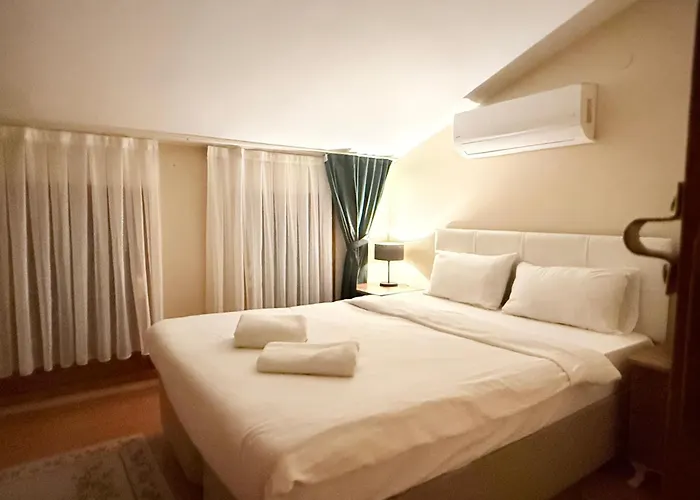 וילה Manzara Oeduellue Bueyuek Havuzlu Premium Dibektas